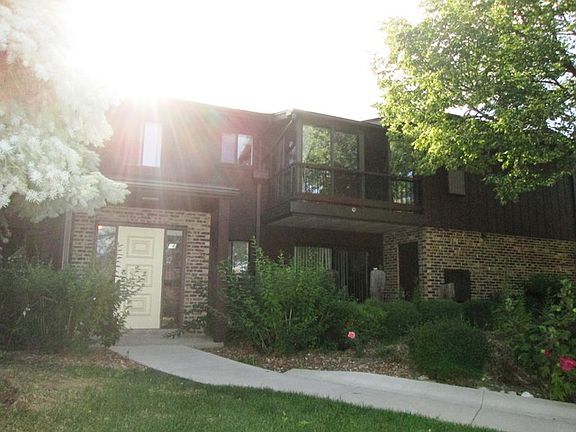 2nd image of 56 Pier Dr APT 102