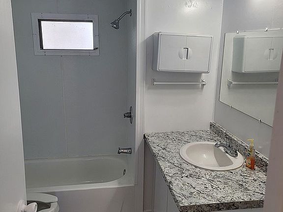 4th image of 44725 Florida Ave #25