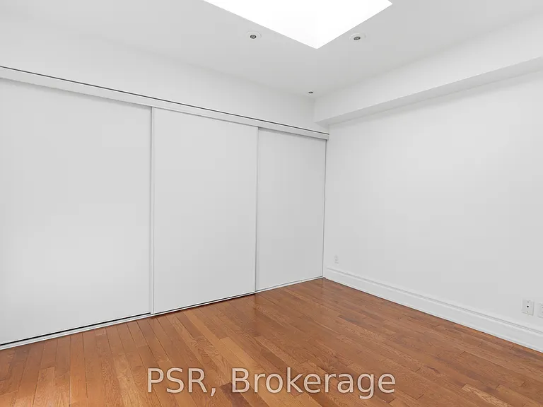 2541 Yonge St #1 — Photo 7