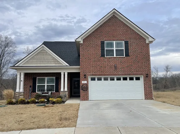 443 Clayton Ct, Pleasant View, TN 37146