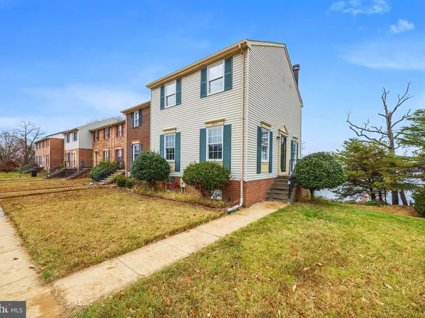 889 New London Hbr, Pasadena, MD 21122