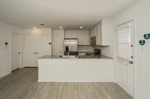 125 Parish Ln — Photo 9