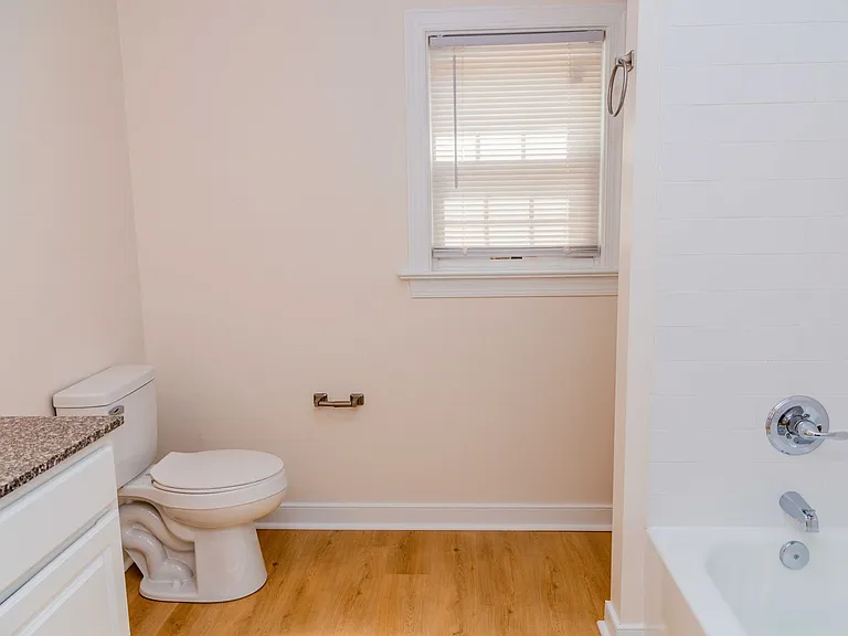 103 Cresap Rd — Photo 43
