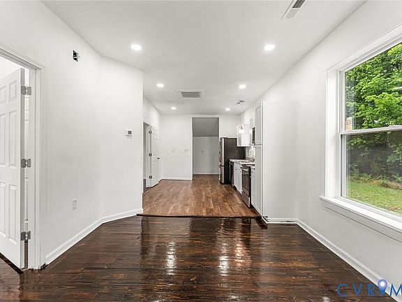 3rd image of 917 Lee Ave