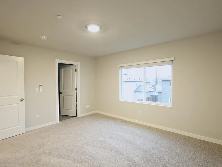 8747 53rd Pl NE — Photo 23