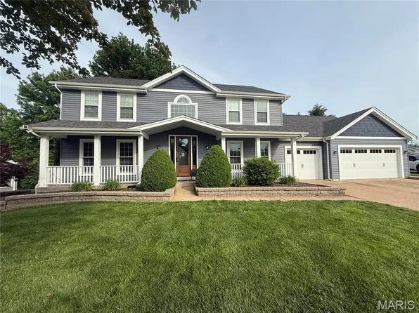 32 Muirfield Hill Ct S, Saint Charles, MO 63304