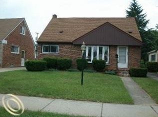 6066 Belton St, Garden City, MI 48135