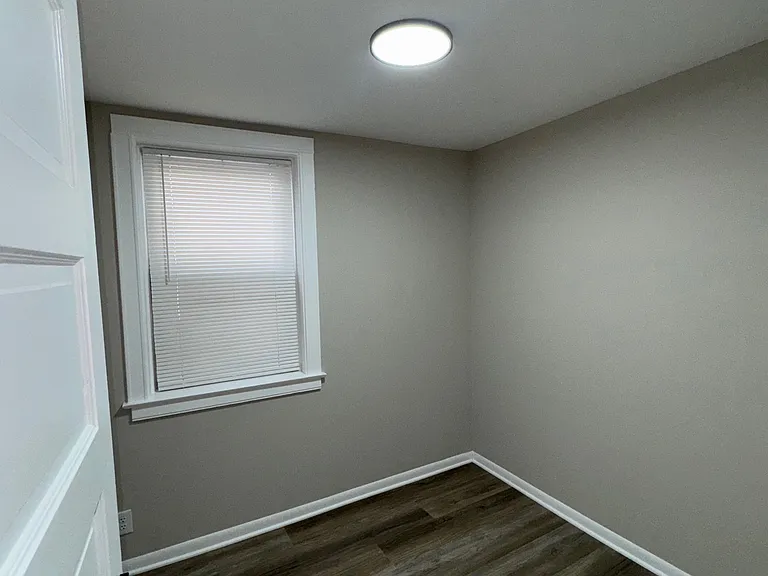 2360 S Sacramento Ave #BF — Photo 21