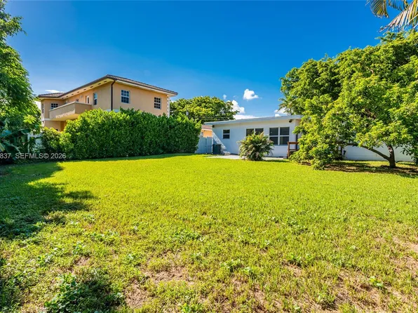 66 NW 87th St, El Portal, FL 33150