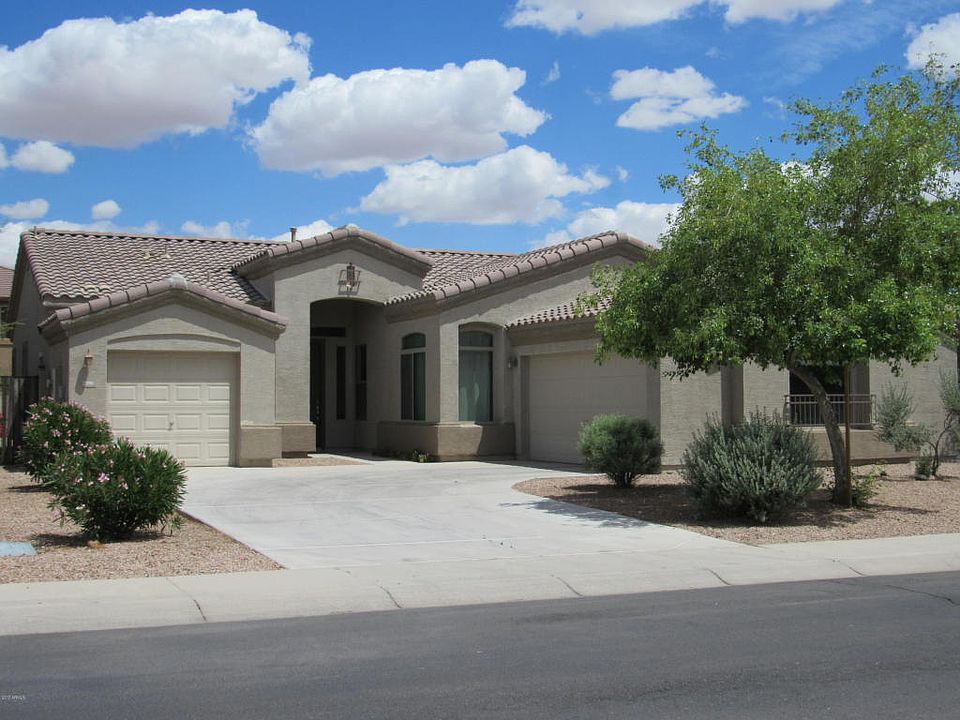 1st image of 2990 N Coconut Ct