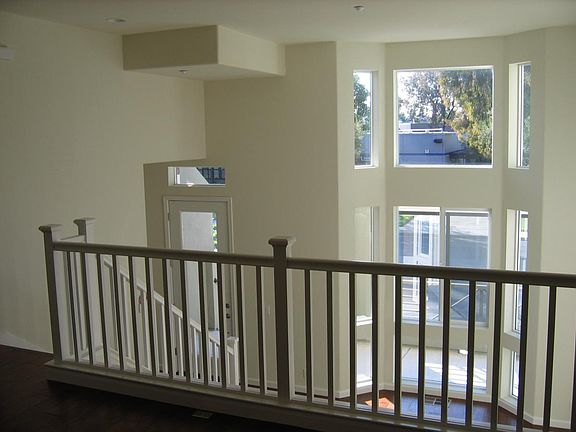 Split level view