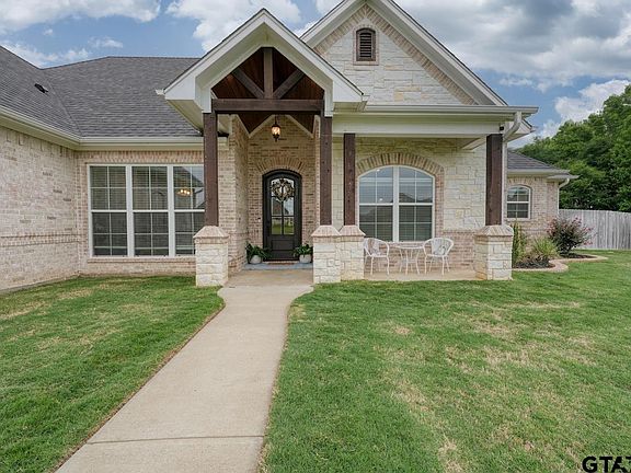 2nd image of 19359 Ridge Point Cir