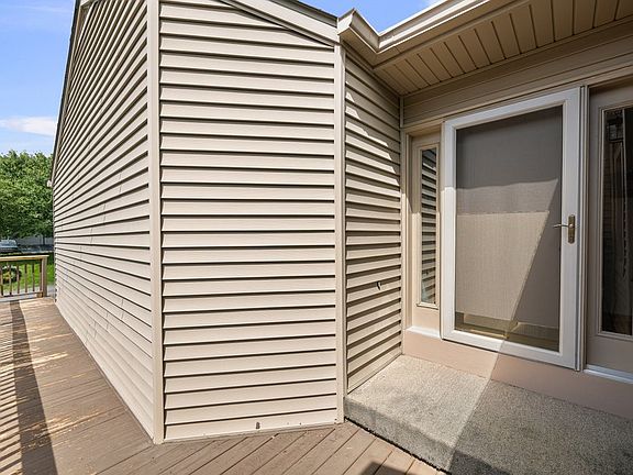5th image of 494 44th Avenue Ct #25