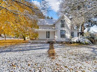 902 Fleming Ave, Jackson, MI 49202