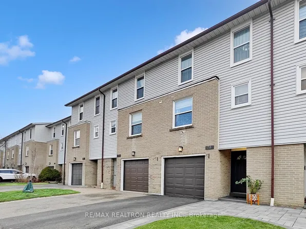 2440 Bromsgrove Rd #78, Mississauga, ON L5J 4J7