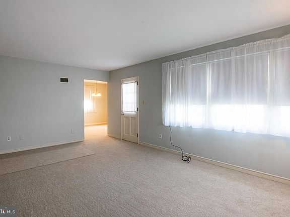 5th image of 311 Mifflin Blvd