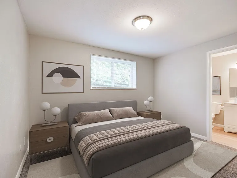 Monroe Terrace Apartments — Photo 6