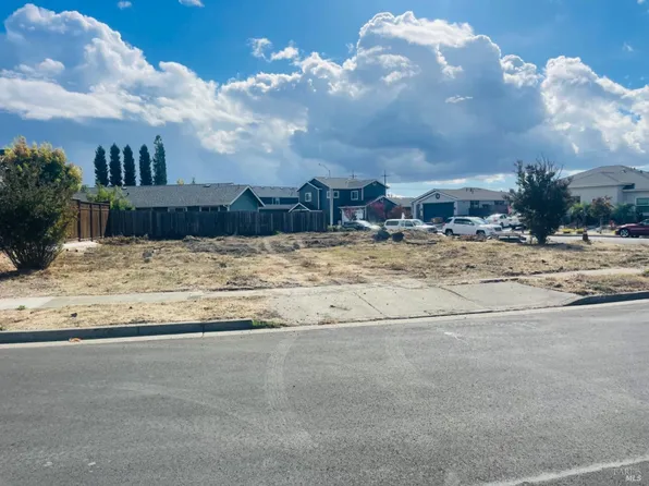 1944 San Salvador Drive, Santa Rosa, CA 95403