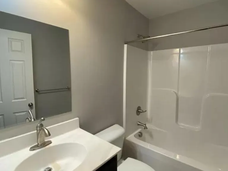 8 N Sterling St #B — Photo 14