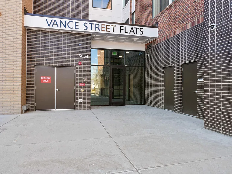 Leasing Office Entrance