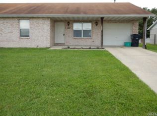 1013 Cool Valley Dr, Belleville, IL 62220