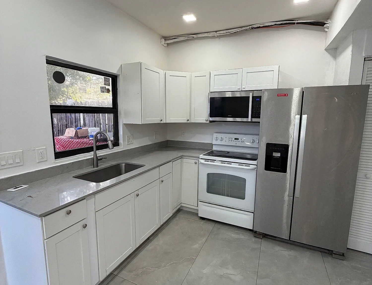 2 bed, 652 sqft, $1,750 — Photo 1