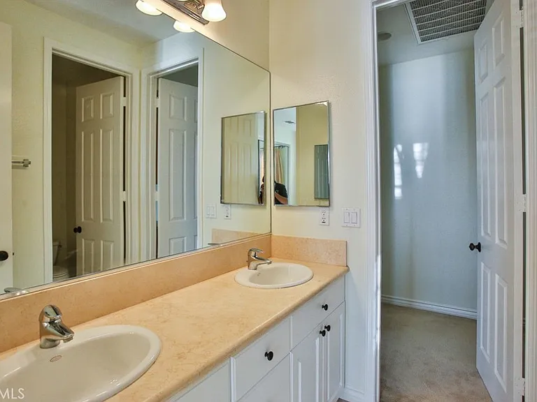 4486 Southern Pointe Ln — Photo 62