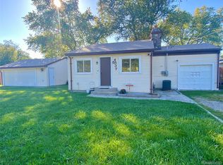 4537 Dewey Rd, Newport, MI 48166