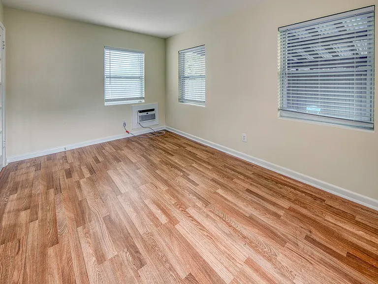 629 S K St #1 — Photo 10