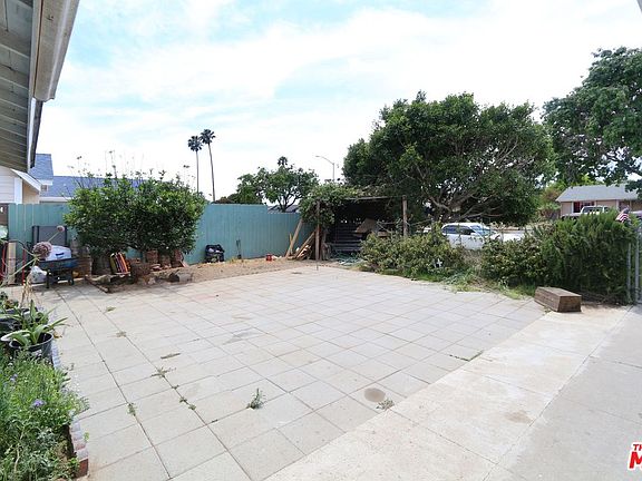 5th image of 1638 N Curryer St
