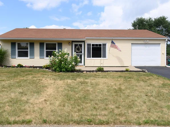 154 Indianhead Dr, Heath, OH 43056