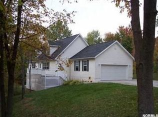 10617 River Rd, Huron, OH 44839