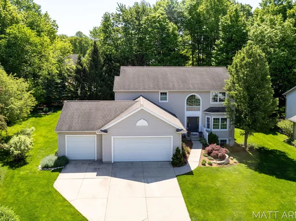 5322 S Pine Slope Ct SW, Wyoming, MI 49519