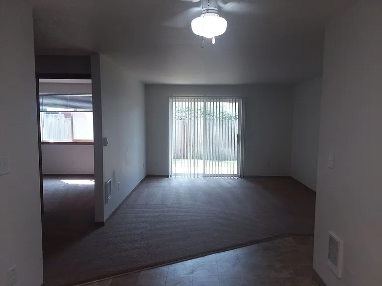 Cascade Village Estacada — Photo 36