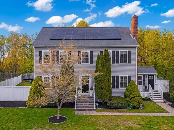 71 Bacon St, Natick, MA 01760