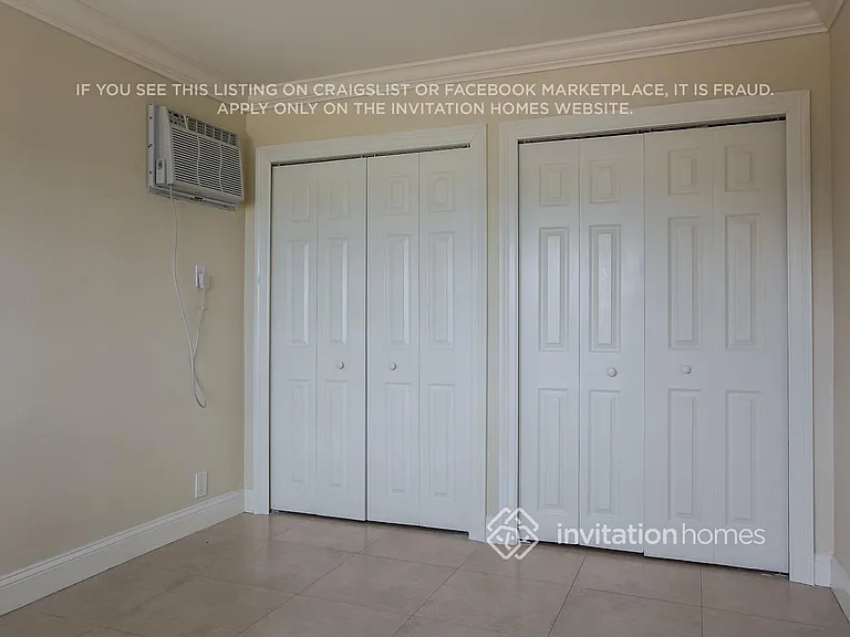 10900 SW 42nd St — Photo 10