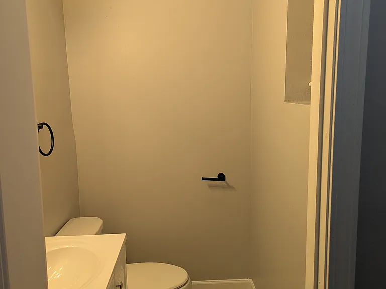 6401 S Saint Lawrence Ave — Photo 11