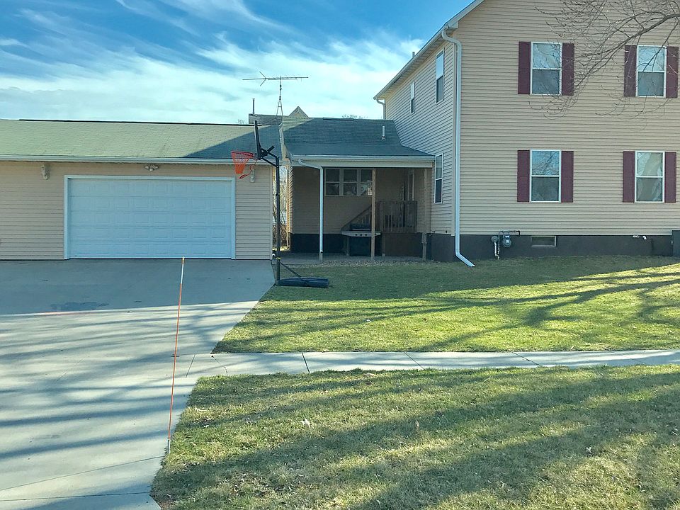 1096 Eastern Ave, Marengo, IA 52301 Zillow