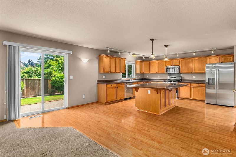 5th image of 2619 Boulevard Park Court SE