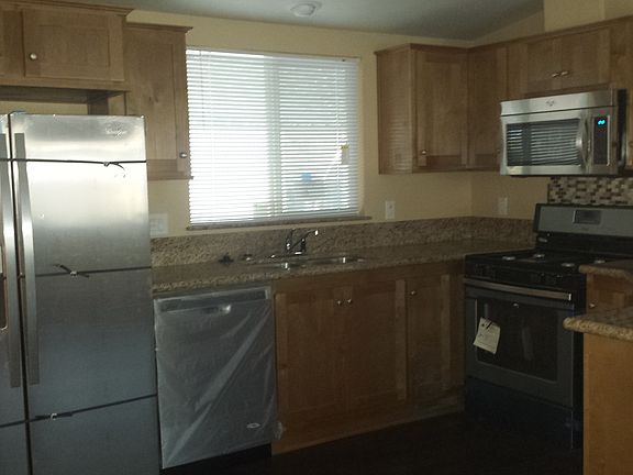 4th image of 2280 E Valley Pkwy Spc 153