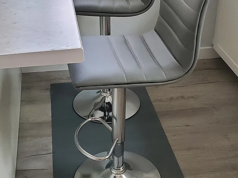 Kitchen counter and chairs