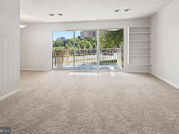 3rd image of 5701 Indian Ct APT 1B