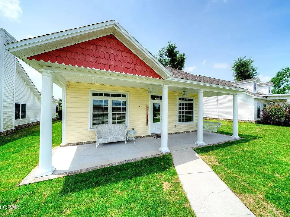 4021 Oak Forest Dr