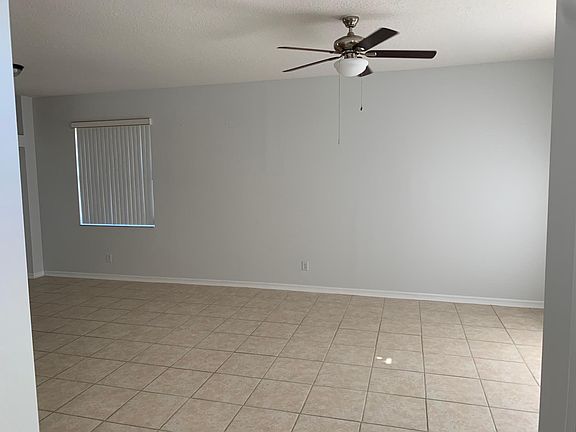 4th image of 5007 Adair Oak Dr