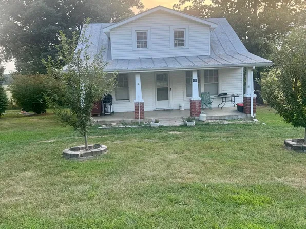 489 Powell Rd, Lynch Station, VA 24571