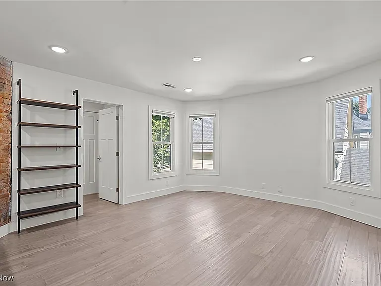 3823 John Ave #2 — Photo 7