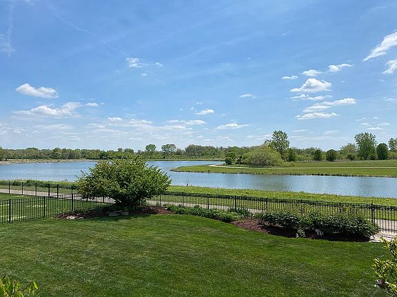 3rd image of 2989 Braemore Dr