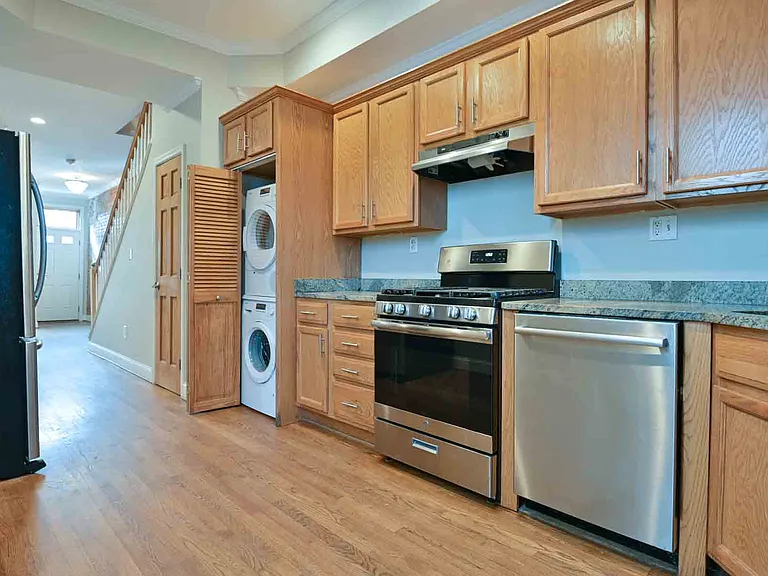1318 Florida Ave NE — Photo 6