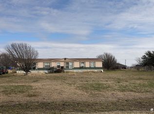 3204 Eastern Valley Dr, Venus, TX 76084