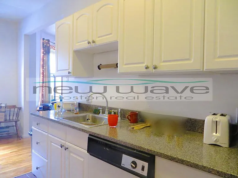 752 Tremont St #2 — Photo 13